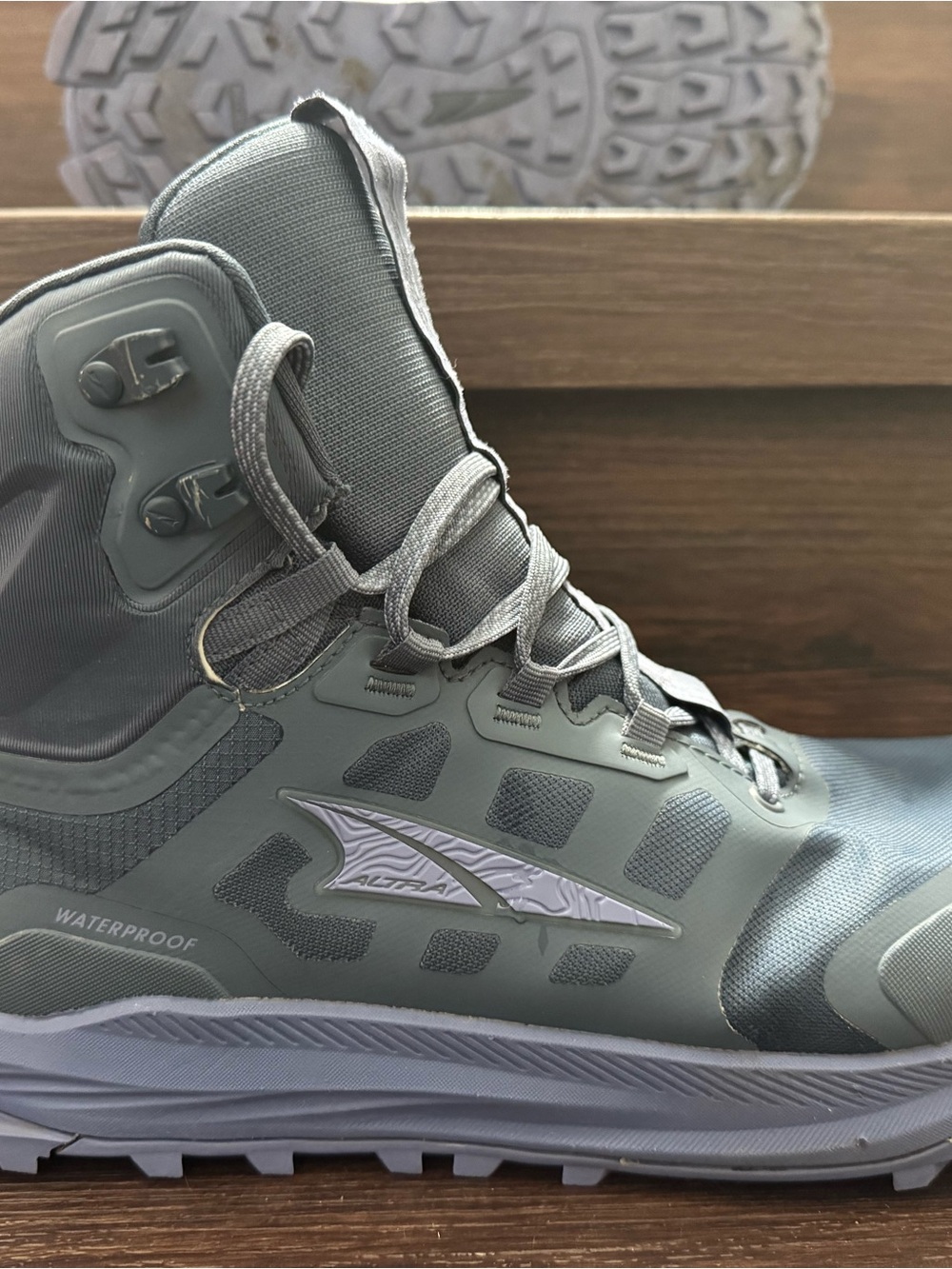 Altra Hiking Boots - Women’s Lone Peak 9 Waterproof Mid - Picture 2 of 5